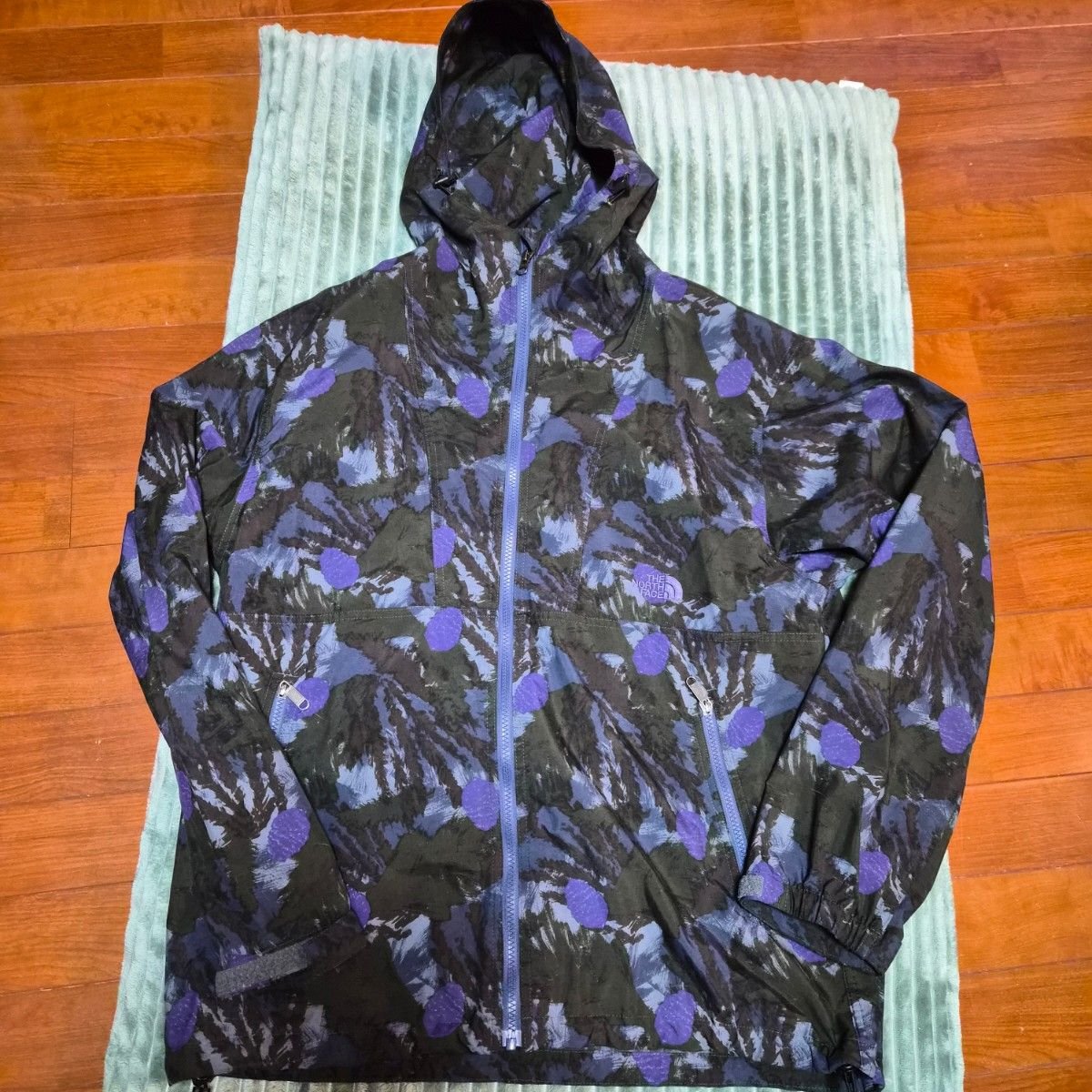 THE NORTH FACE ノースフェイス マウンテンパーカー 迷彩柄 カモフラ