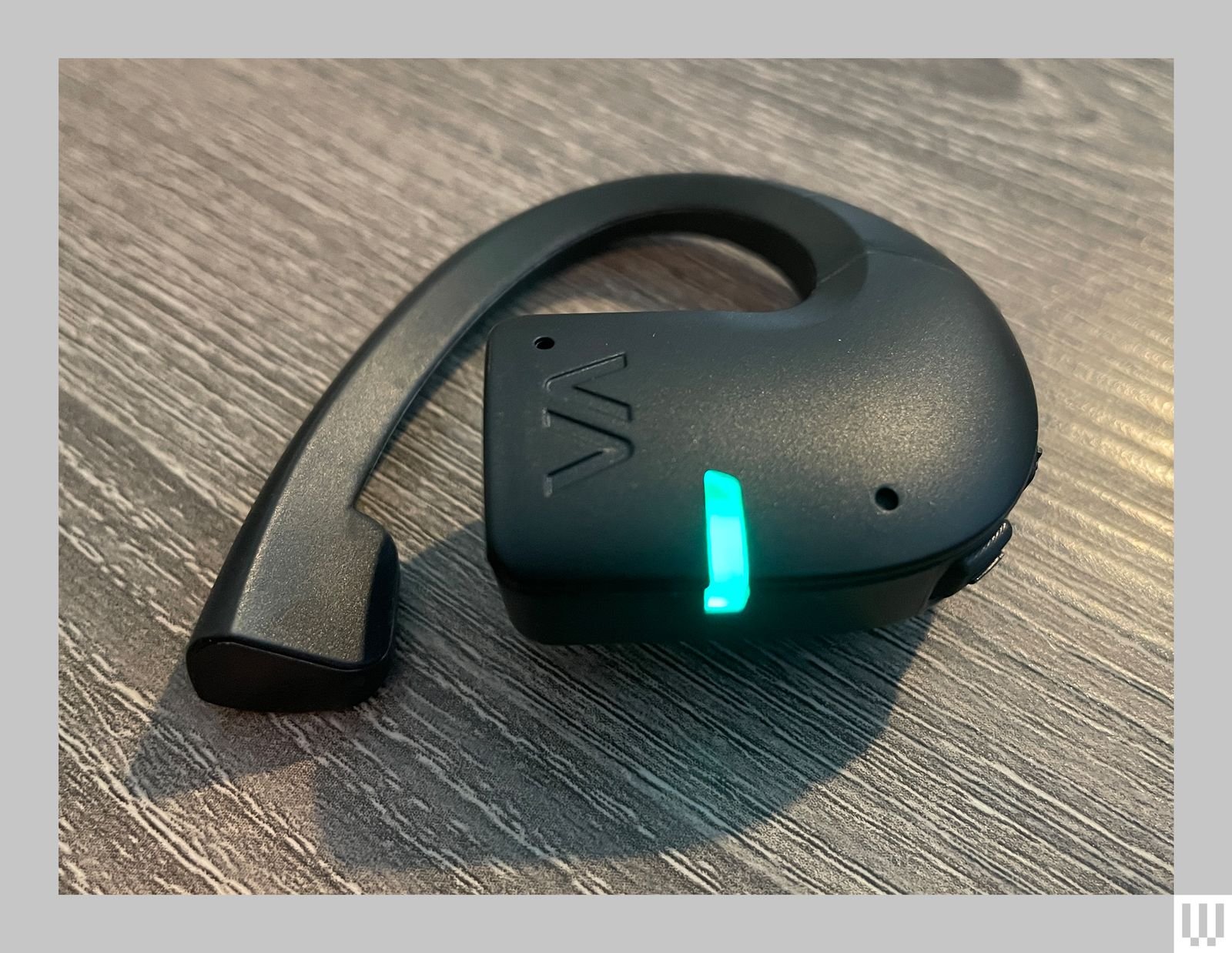 イヤフォン型翻訳機「Vasco Translator E1」製品レビュー：サブスク