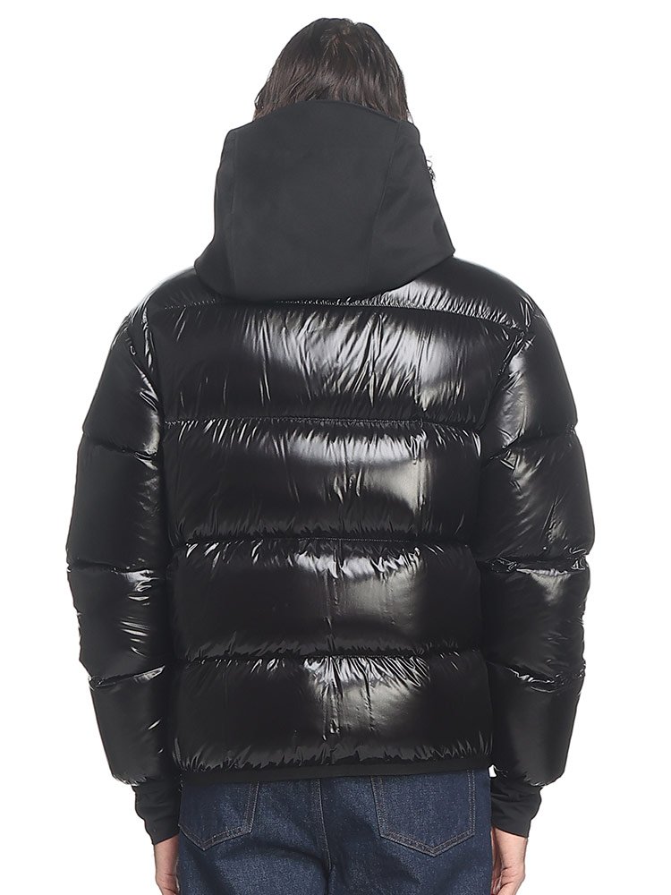 MONCLER (モンクレール) 胸ワッペン フルジップ ダウンジャケット