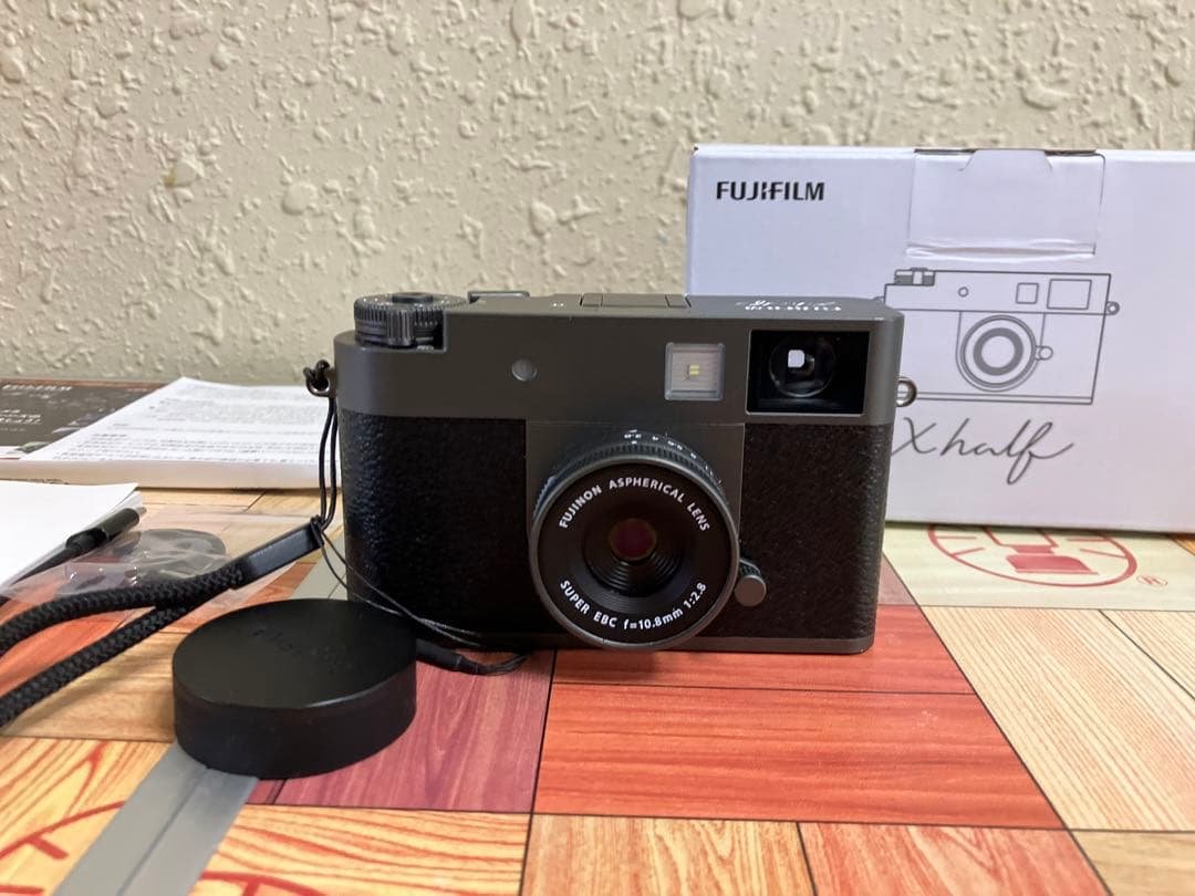 Fujifilm xhalf チャコールグレー FUJIFILM コンパクトデジタルカメラ X half（エックス ハーフ