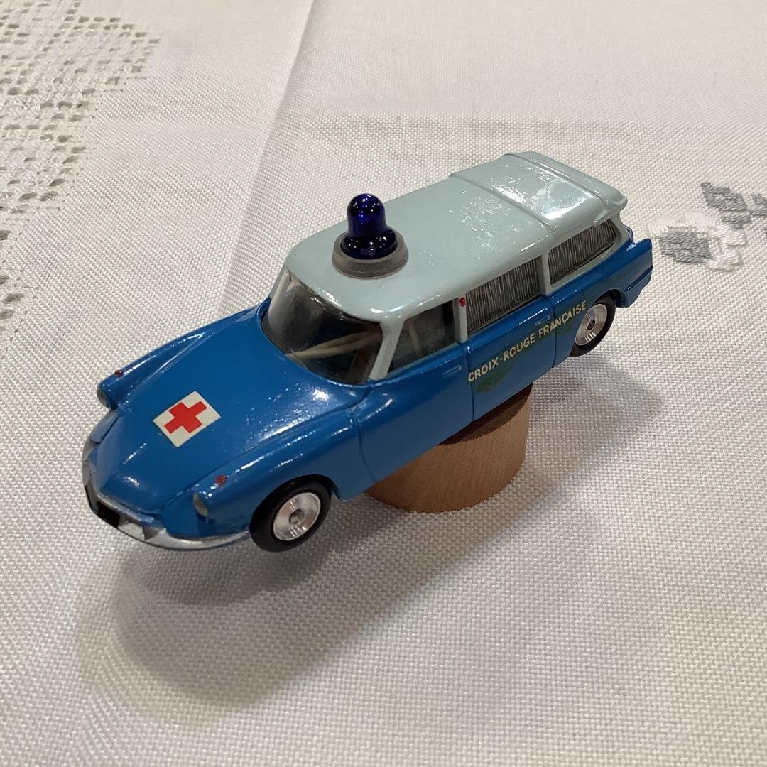 激レア　CIJ シトロエン　ID 19 Break Ambulanceミニカー RIO 1/43 シトロエン DS 19 救急車 1962 - サンリッチジャパン