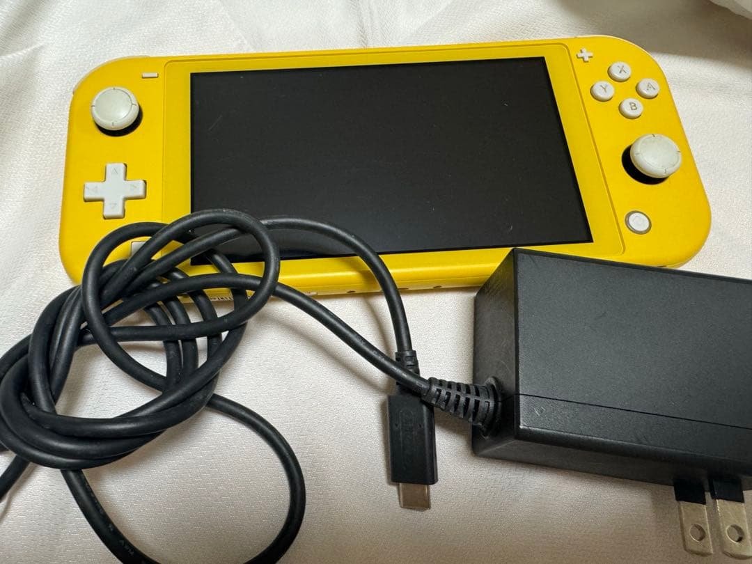 し*う様 NINTENDO switchlight イエロー Amazon.com: Nintendo Switch Lite Handheld Gaming Console - Yellow