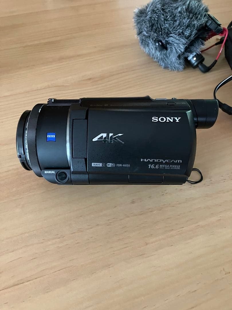 SONY 4K FDR-ax55 ソニー　ビデオカメラ fdr-ax55_open.jpg